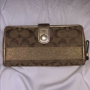 Authentic Coach Wallet
